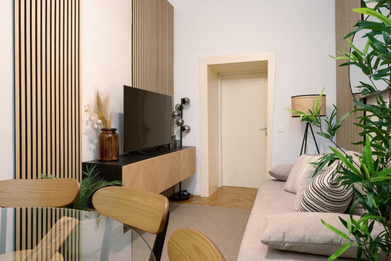 וינה Designer Apartment, Central, Next To Danube מראה חיצוני תמונה